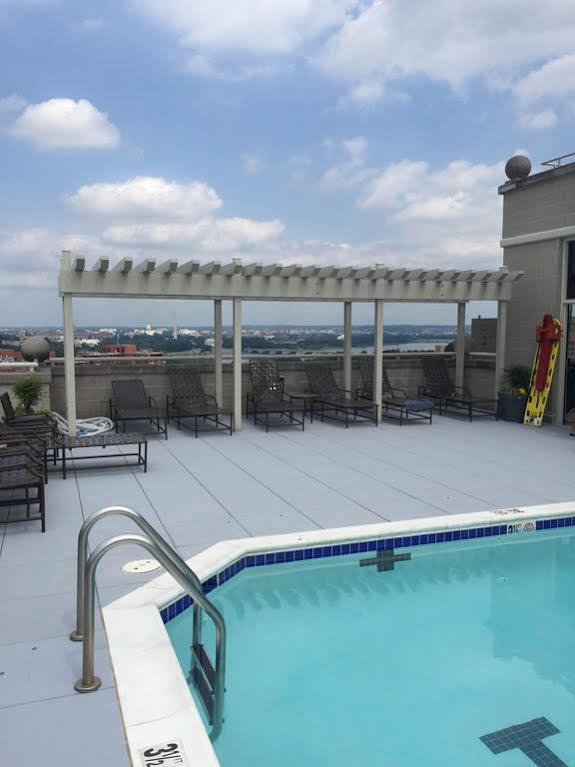 Boq Lodging In Rosslyn Washington Bagian luar foto